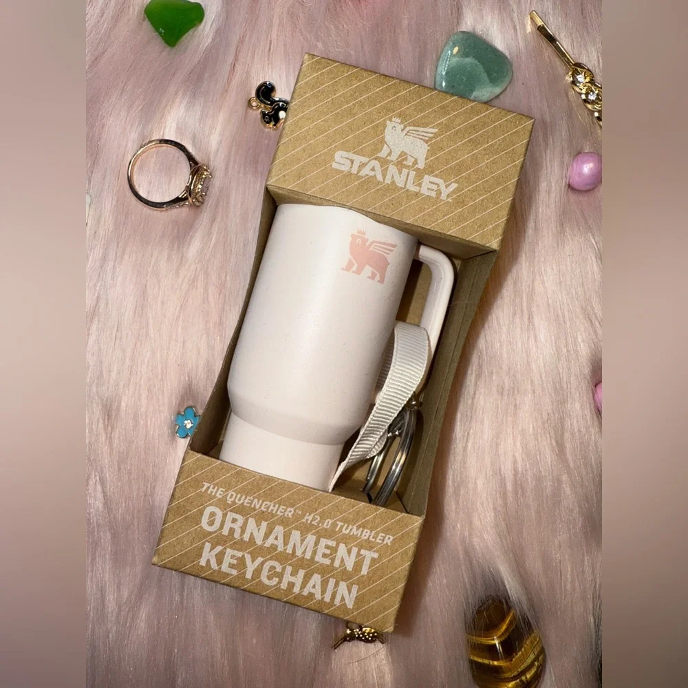 Stanley Red and Cream Ornament Keychain Mugs - Picture 8 of 15